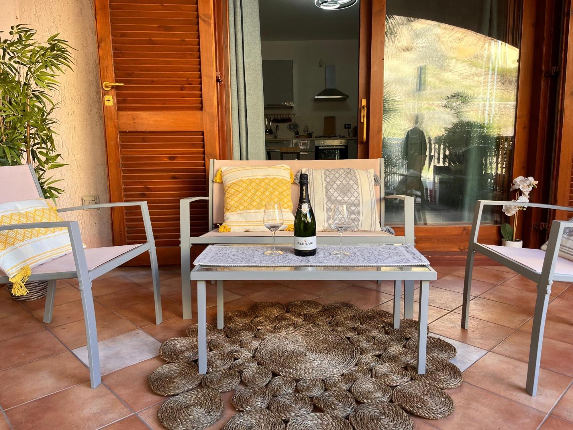 Shardana 3 - Relax A Due Passi Dalla Spiaggia Castelsardo Esterno foto